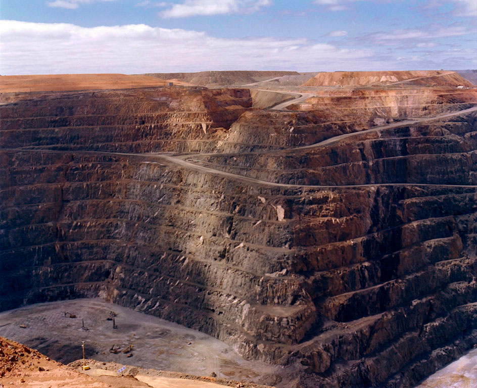 Kalgoorlie Super Pit, Western Australia © Jessie Boylan, 2010 – Mineral ...